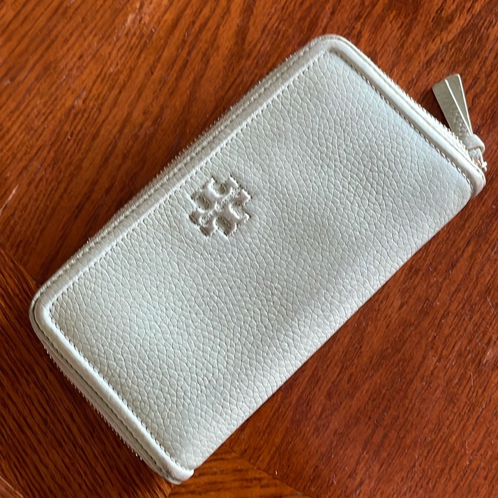 Tory Burch mint green clutch wallet
